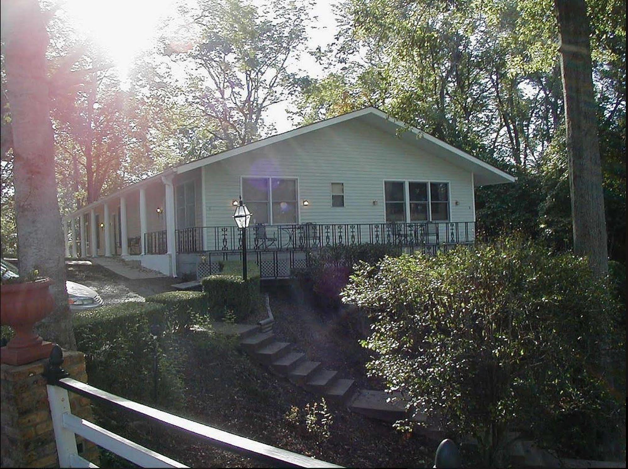 The Briars Bed And Breakfast Natchez Exterior photo